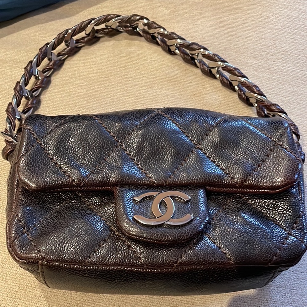 Chanel flap bag (authentic/sample)